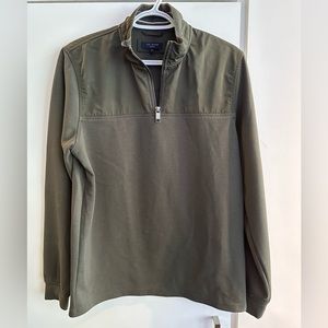 Quarter zip pull over